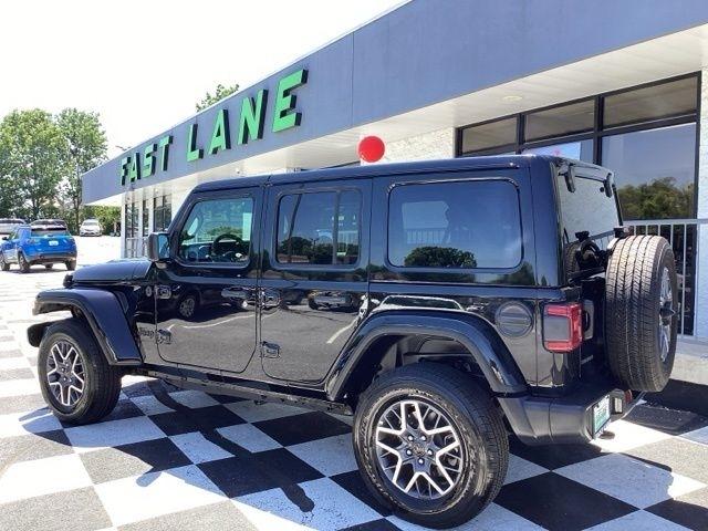 Jeep Wrangler  2025