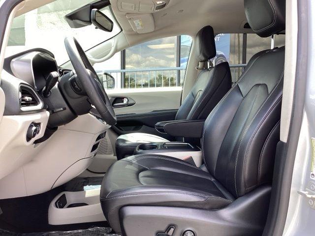 Chrysler Pacifica  2023