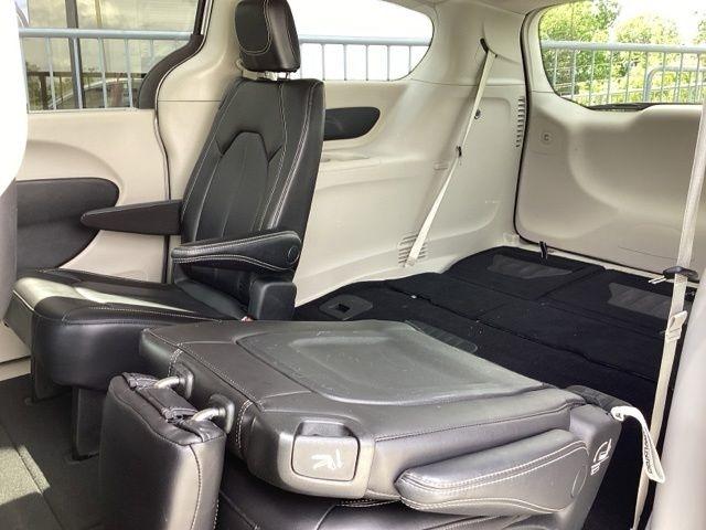 Chrysler Pacifica  2023