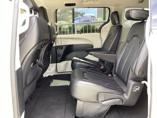 Chrysler Pacifica  2023