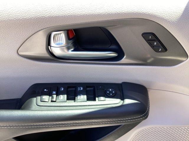 Chrysler Pacifica  2023