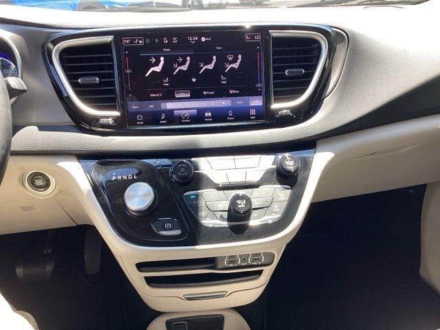 Chrysler Pacifica  2023