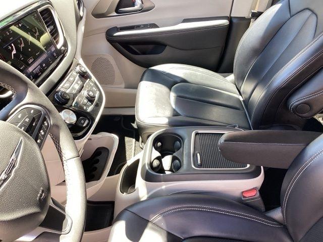 Chrysler Pacifica  2023
