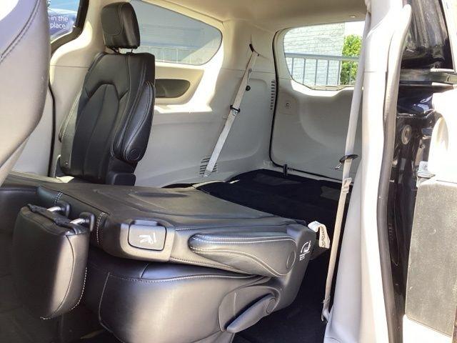 Chrysler Pacifica  2023