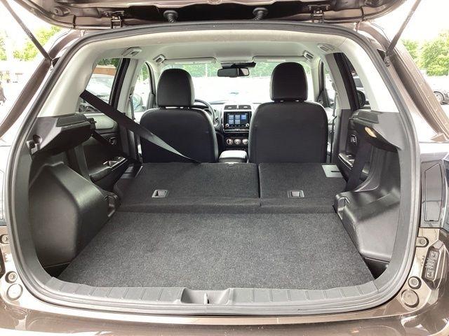 Mitsubishi Outlander Sport  2024