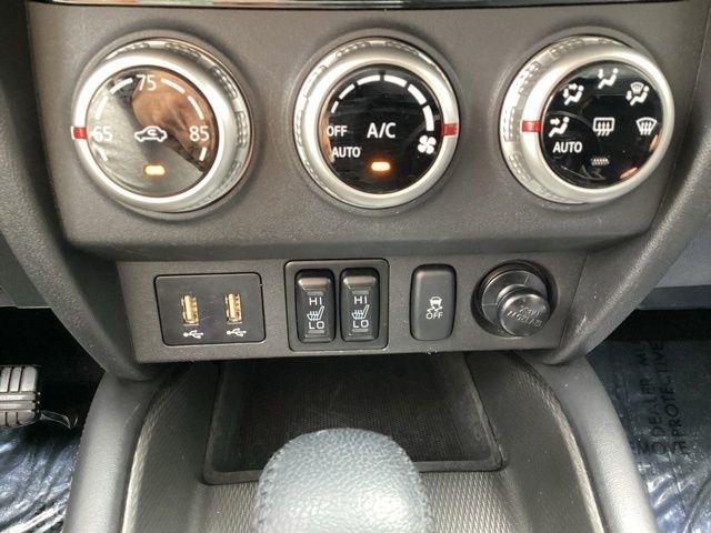 Mitsubishi Outlander Sport  2024