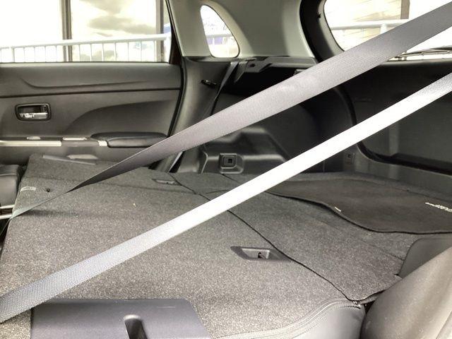 Mitsubishi Outlander Sport  2024