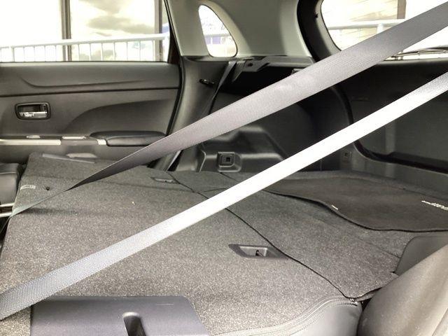 Mitsubishi Outlander Sport  2024