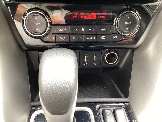 Mitsubishi Eclipse Cross  2024
