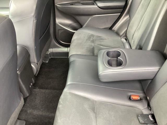 Mitsubishi Eclipse Cross  2024