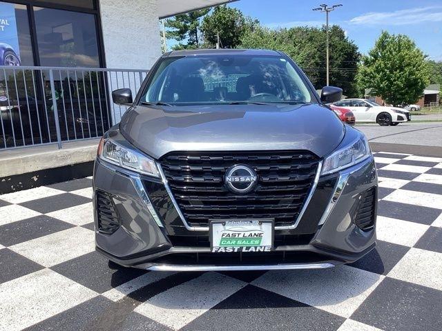 Nissan Kicks  2023