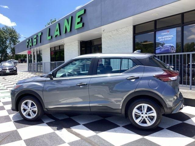 Nissan Kicks  2023