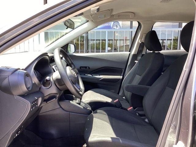 Nissan Kicks  2023