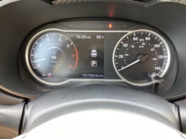 Nissan Versa  2024