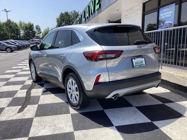 Ford Escape  2024