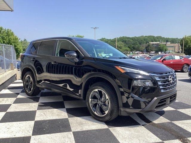 2025 Nissan Rogue SV - Photo 4
