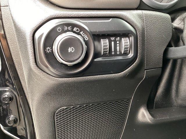 Jeep Wrangler  2018