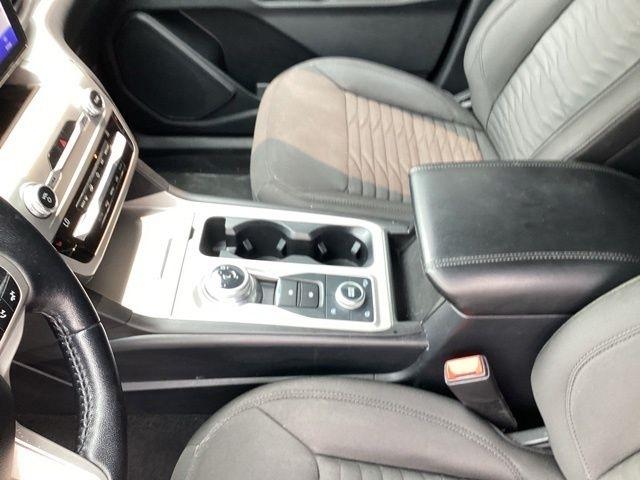 Ford Explorer  2021