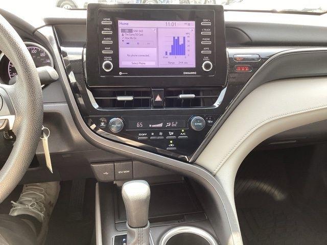 Toyota Camry  2024