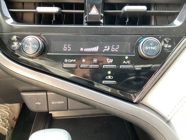 Toyota Camry  2024