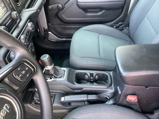 Jeep Wrangler  2019
