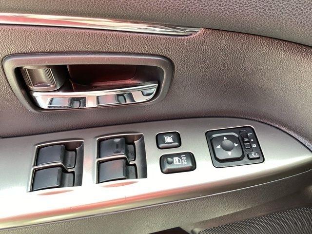Mitsubishi Outlander Sport  2026