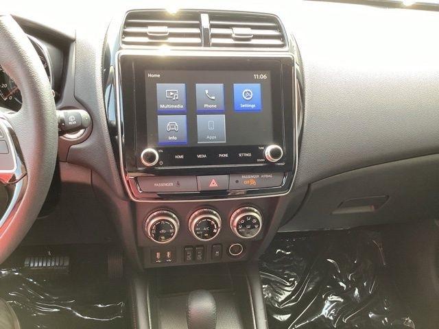 Mitsubishi Outlander Sport  2026
