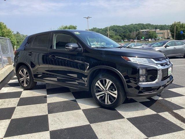 Mitsubishi Outlander Sport  2026