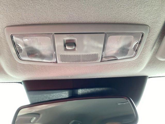 Mitsubishi Outlander Sport  2026