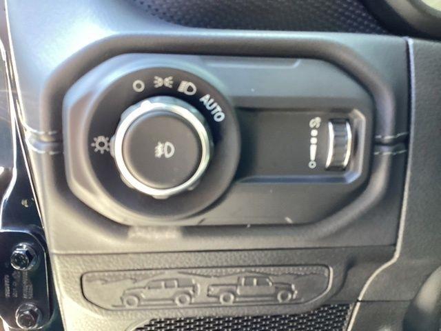 Jeep Wrangler  2025