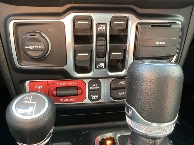Jeep Wrangler  2025