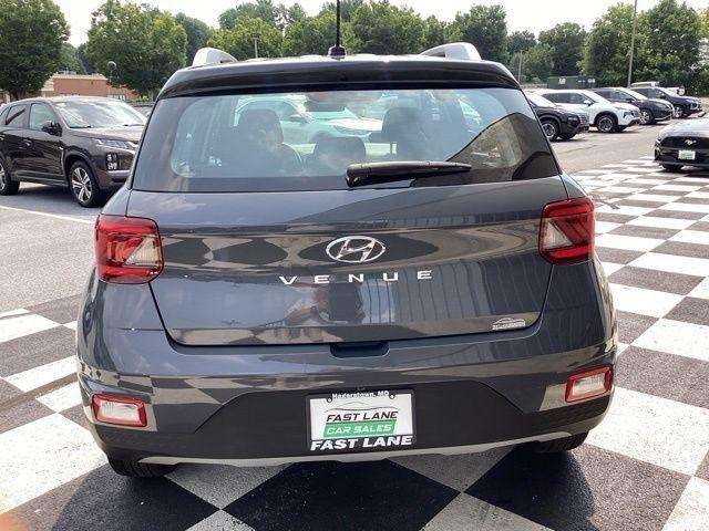 Hyundai Venue  2024