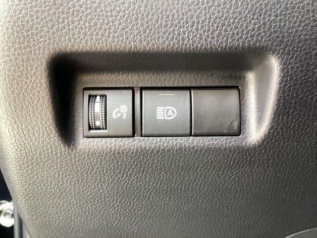 Toyota RAV4  2025