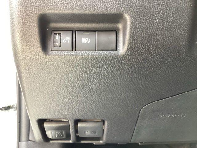Toyota RAV4  2025