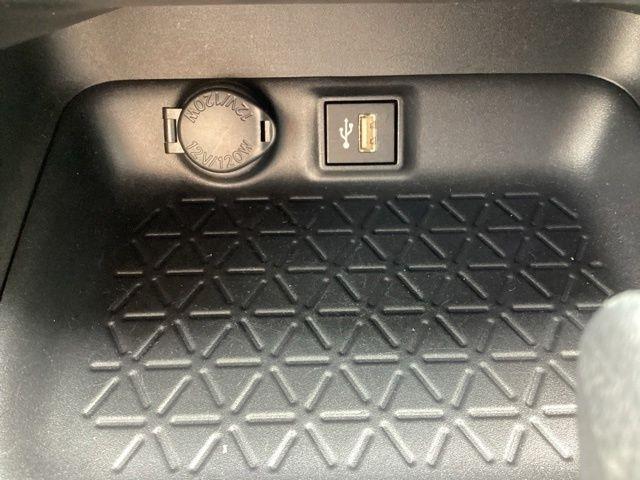Toyota RAV4  2025