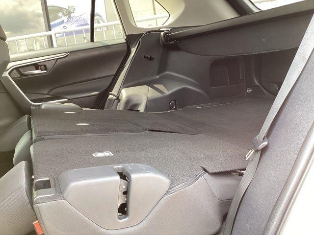 Toyota RAV4  2025