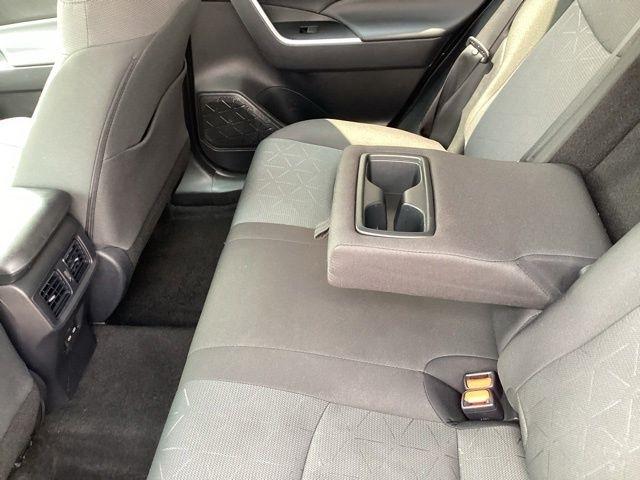 Toyota RAV4  2025