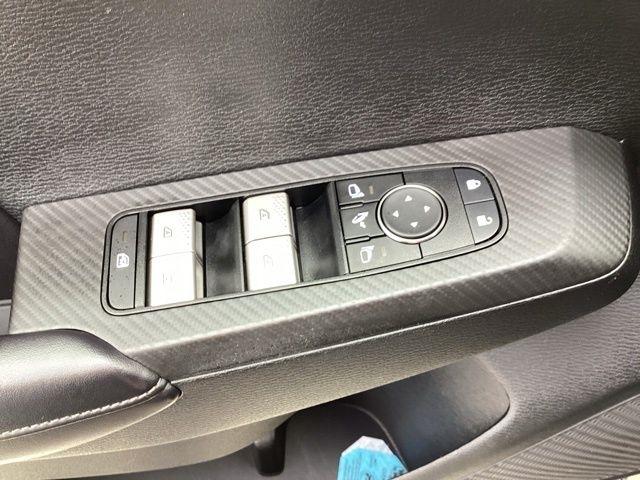 Mitsubishi Outlander  2025