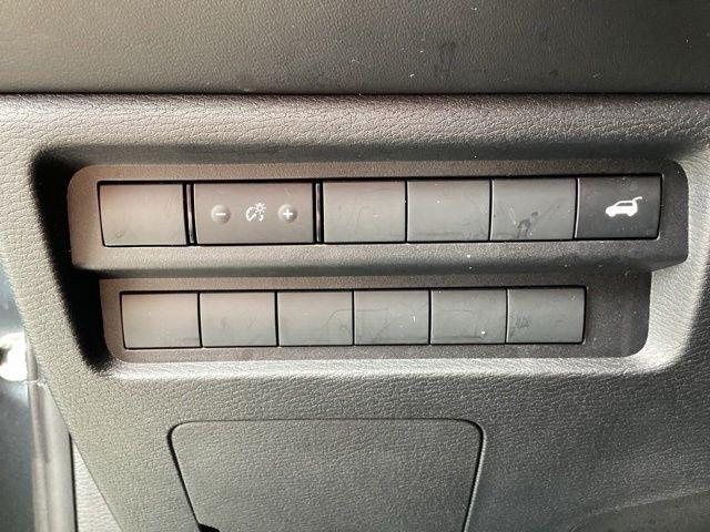 Mitsubishi Outlander  2025