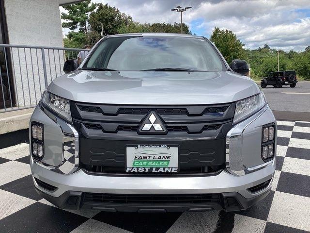 Mitsubishi Outlander Sport  2025