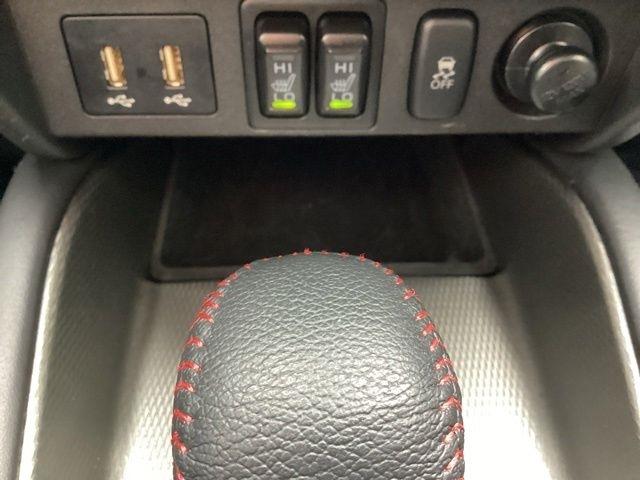 Mitsubishi Outlander Sport  2025