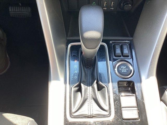 Mitsubishi Eclipse Cross  2025