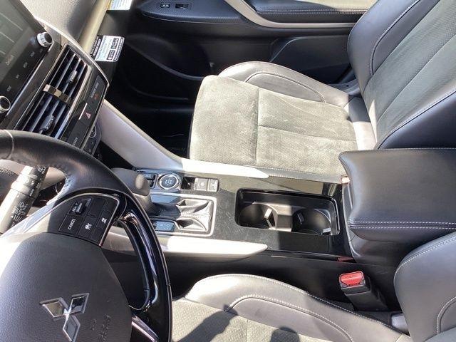 Mitsubishi Eclipse Cross  2025