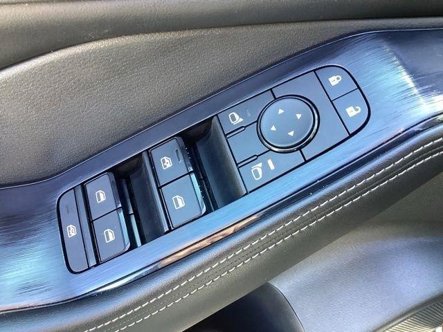 Nissan Rogue  2025