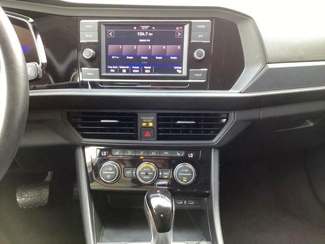 Volkswagen Jetta  2024