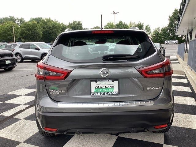 Nissan Rogue Sport  2022