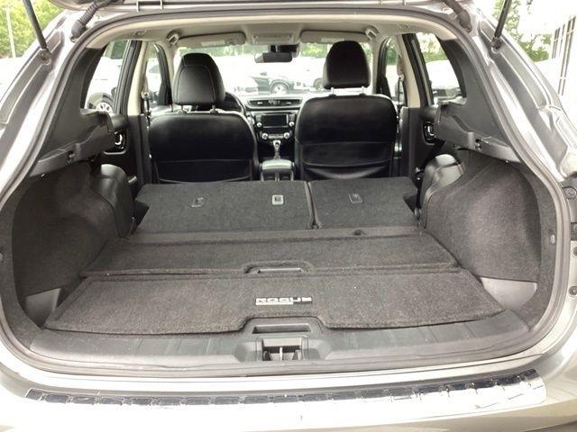 Nissan Rogue Sport  2022