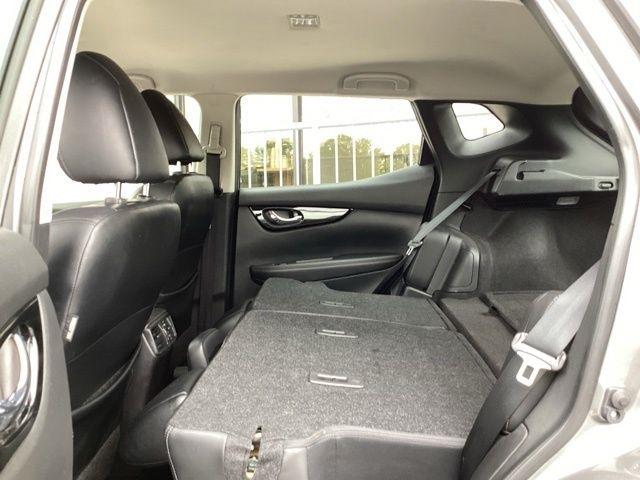 Nissan Rogue Sport  2022