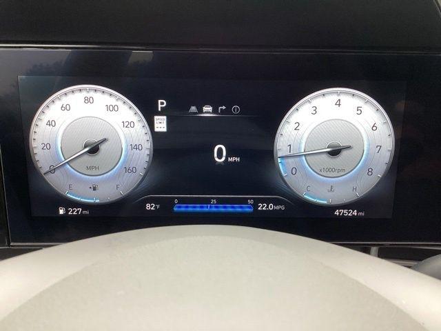 Hyundai Elantra  2024