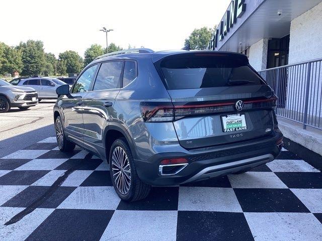 Volkswagen Taos  2025